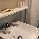 Апартаменты M&r *