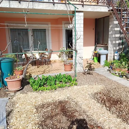 Apartman M&r *